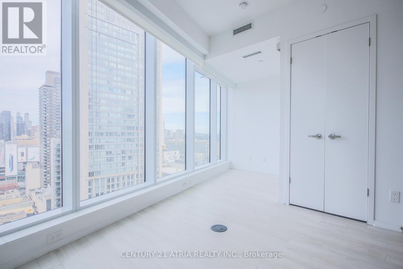 197 Yonge Street, Toronto (Church-Yonge Corridor), Ontario  M5B 0C1 - Photo 7 - C12684704