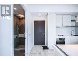 197 YONGE STREET, Toronto, Ontario