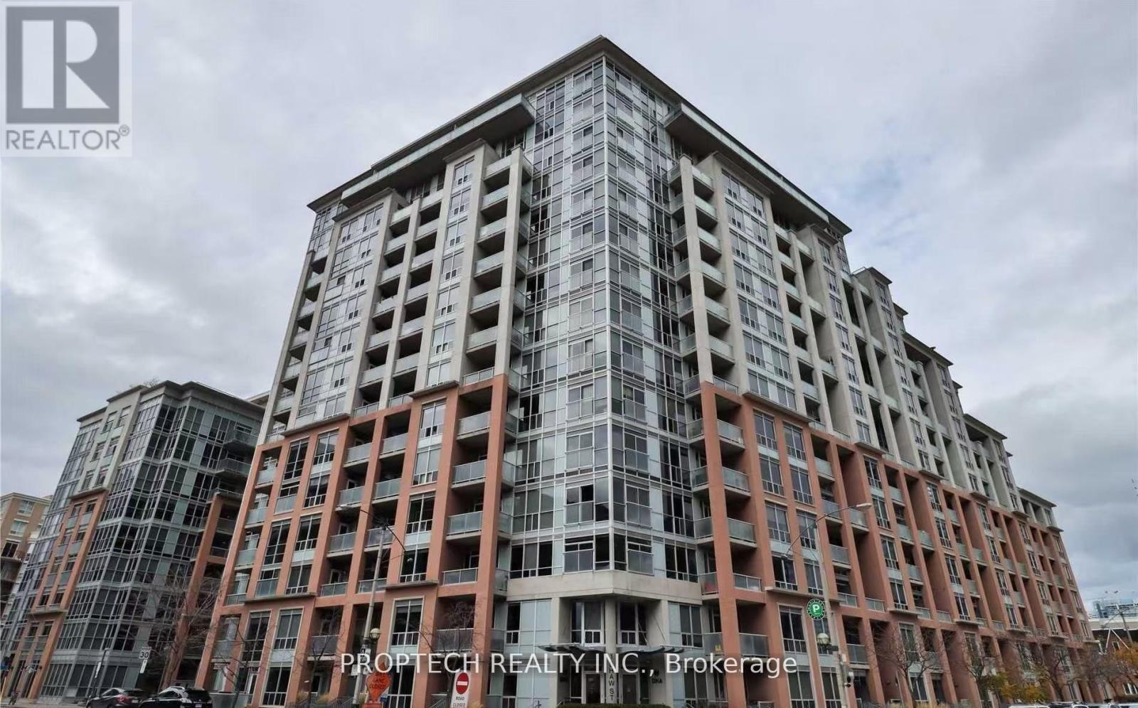 916 - 1 Shaw Street, Toronto, Ontario  M6K 0A1 - Photo 1 - C12684714