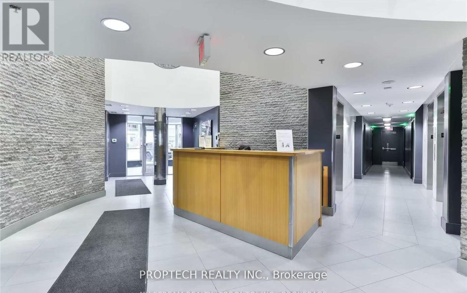 916 - 1 Shaw Street, Toronto, Ontario  M6K 0A1 - Photo 18 - C12684714