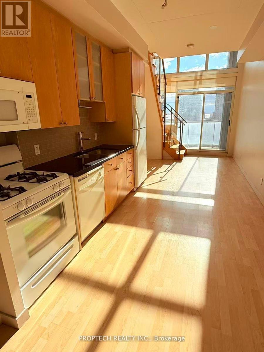 916 - 1 Shaw Street, Toronto, Ontario  M6K 0A1 - Photo 4 - C12684714