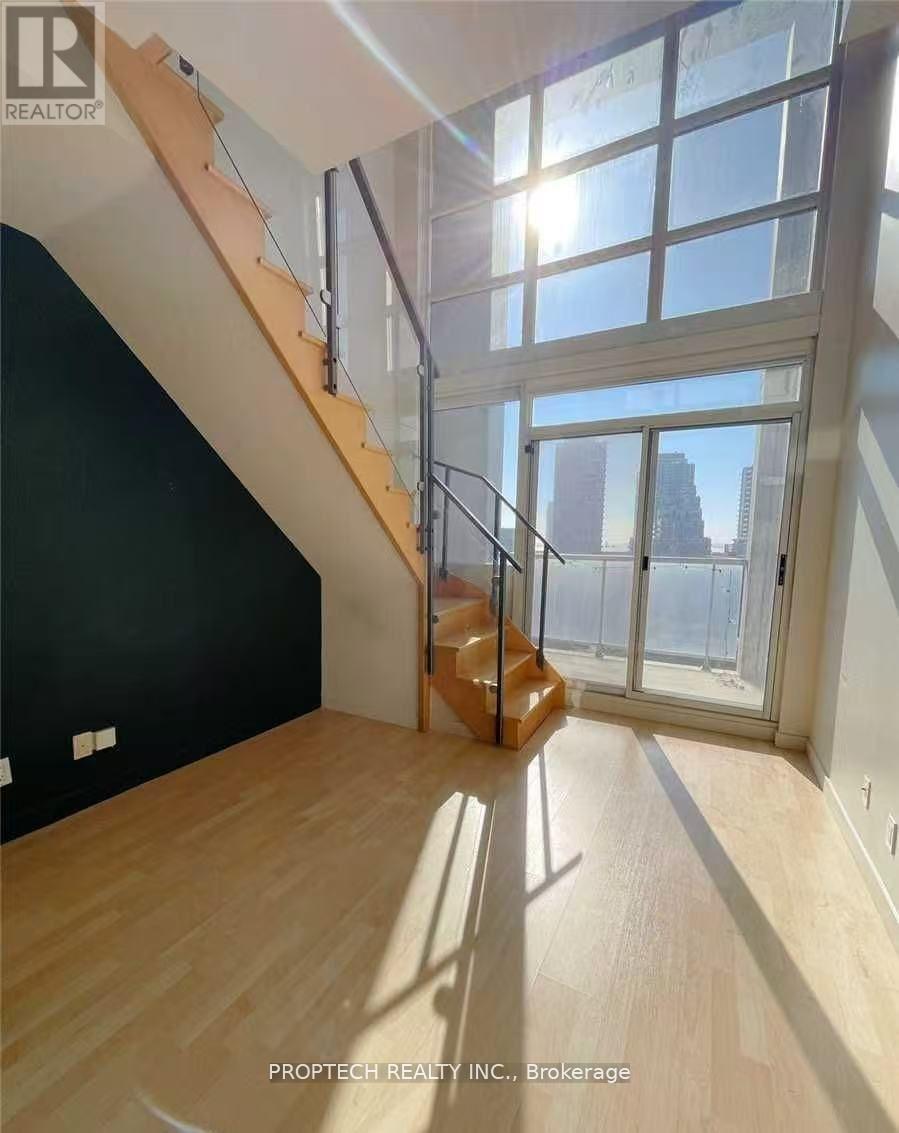 916 - 1 Shaw Street, Toronto, Ontario  M6K 0A1 - Photo 7 - C12684714