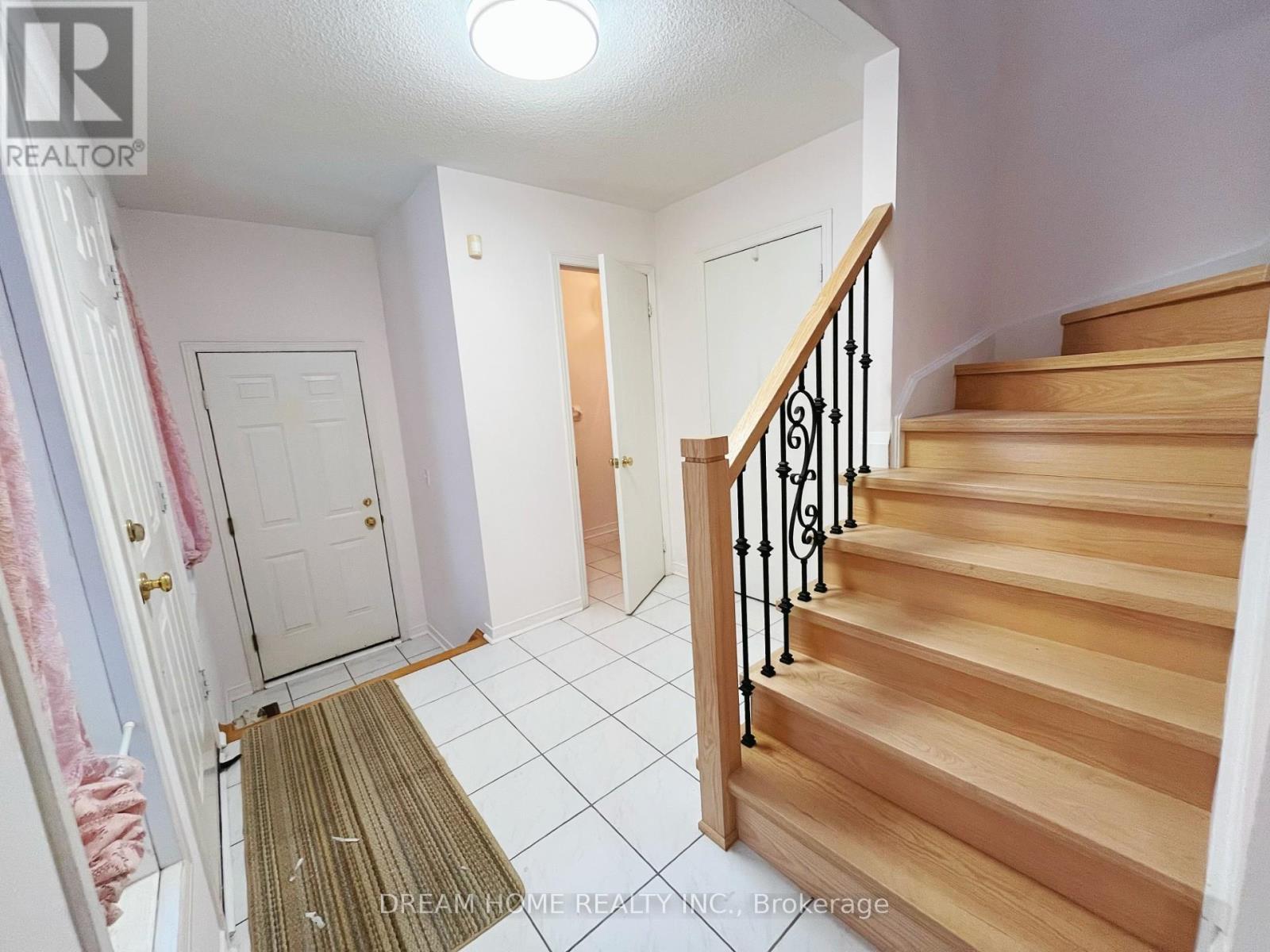 79 Cairncross Crescent, Markham, Ontario  L3S 3Y1 - Photo 13 - N12684730