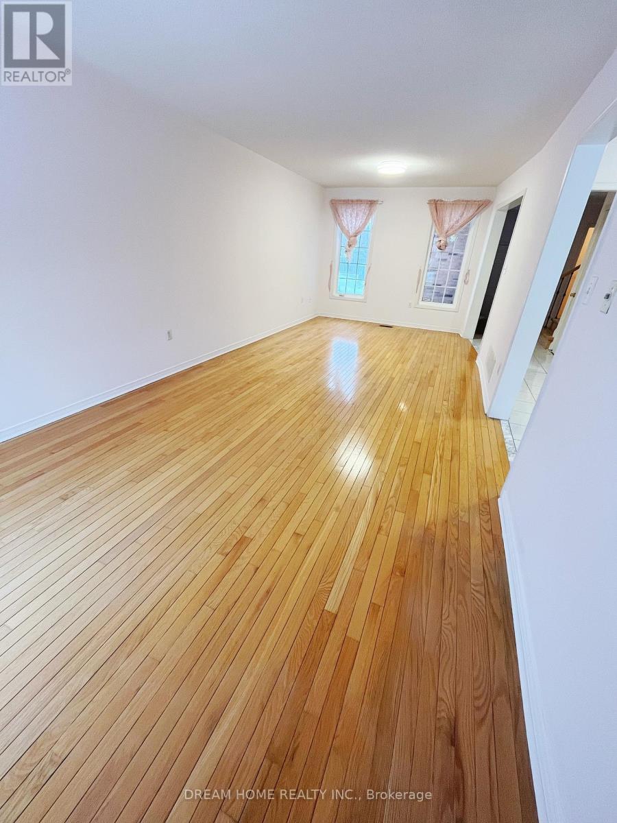 79 Cairncross Crescent, Markham, Ontario  L3S 3Y1 - Photo 5 - N12684730