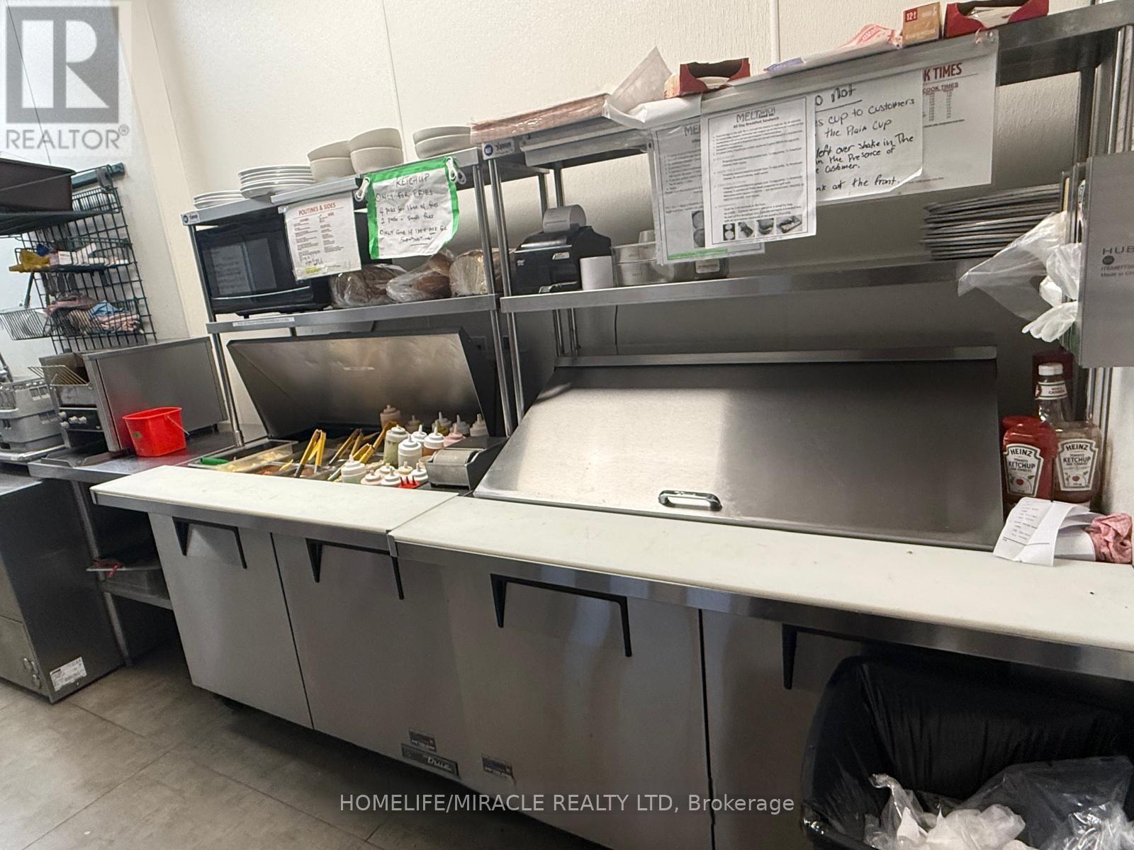 4 - 101 James Snow Parkway N, Milton (Dg Derry Green), Ontario  L9T 0R3 - Photo 5 - W12684706