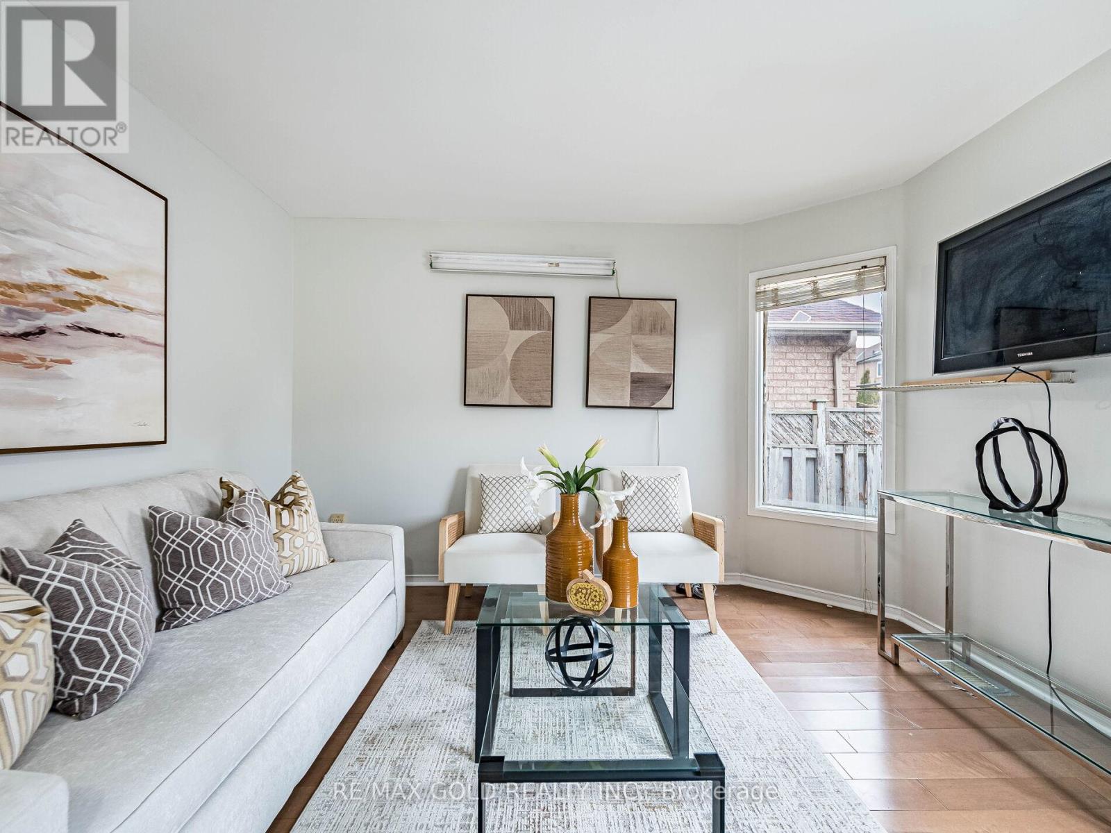 33 Fiddleneck Crescent, Brampton (Sandringham-Wellington), Ontario  L6R 1R2 - Photo 19 - W12684726