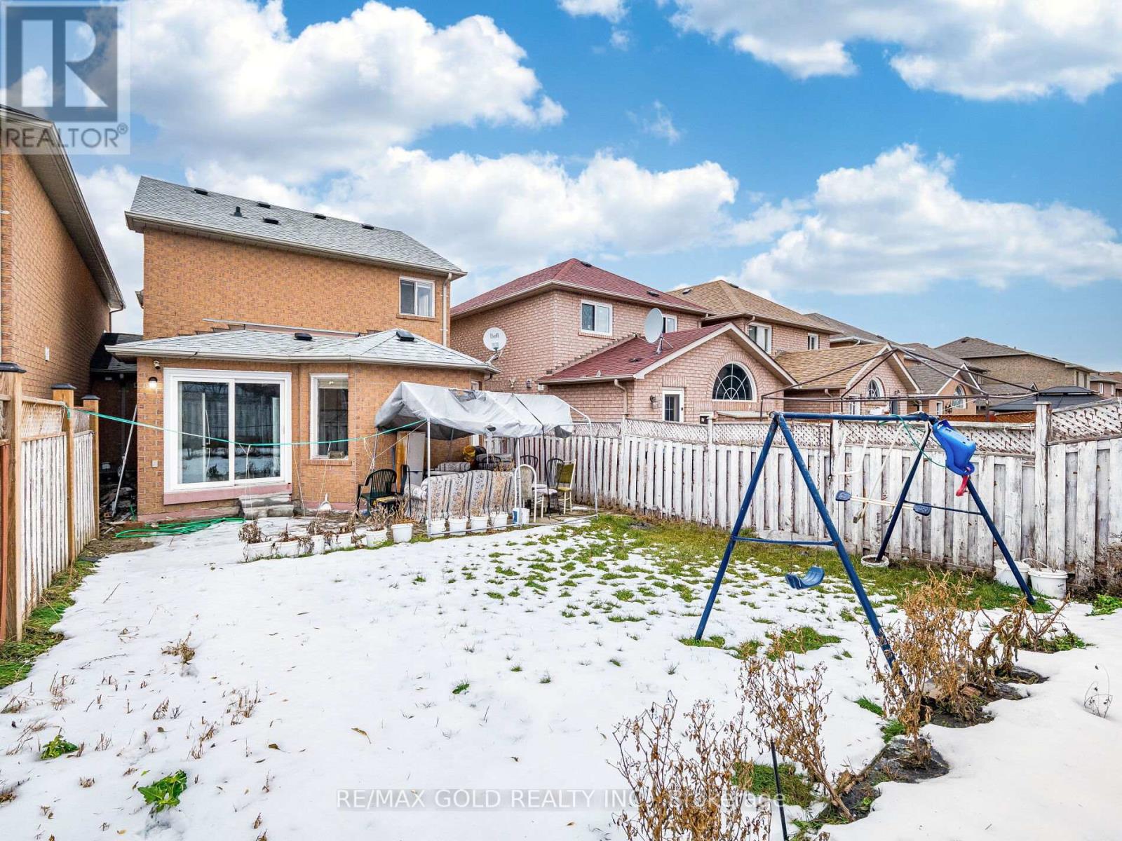 33 Fiddleneck Crescent, Brampton (Sandringham-Wellington), Ontario  L6R 1R2 - Photo 36 - W12684726