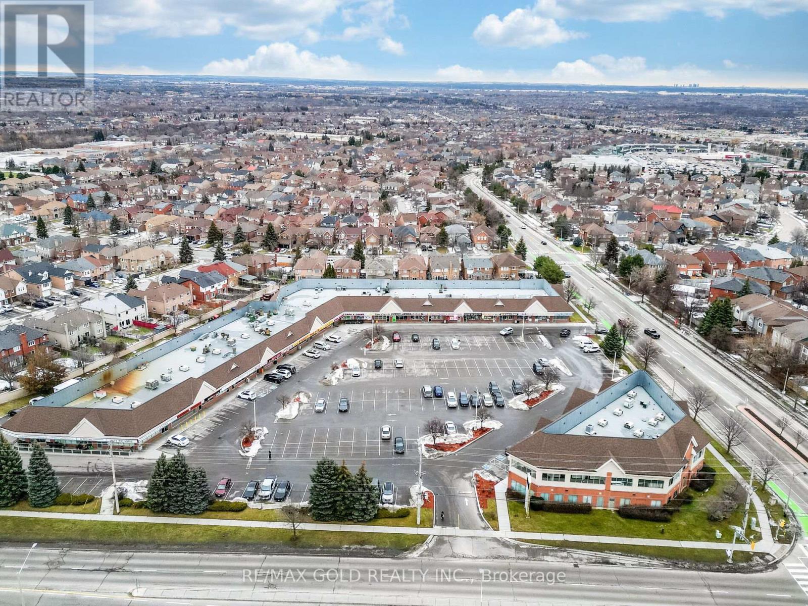 33 Fiddleneck Crescent, Brampton (Sandringham-Wellington), Ontario  L6R 1R2 - Photo 39 - W12684726