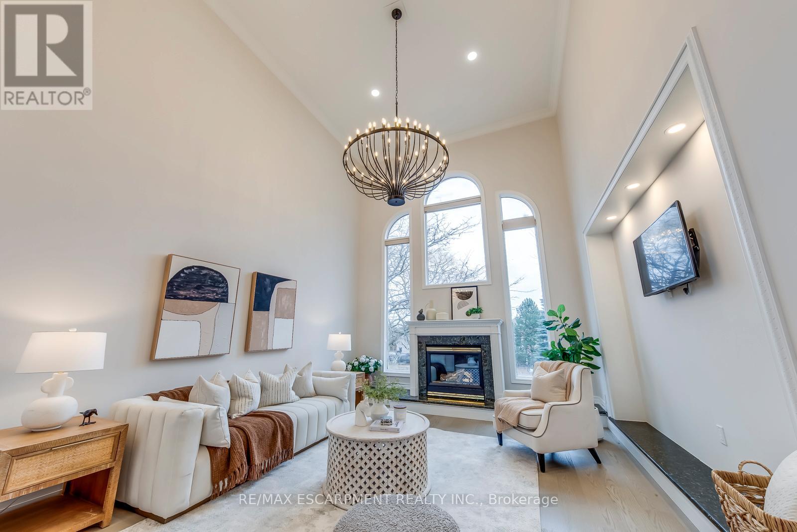 2201 Galloway Drive, Oakville (Jc Joshua Creek), Ontario  L6H 5M1 - Photo 12 - W12684742