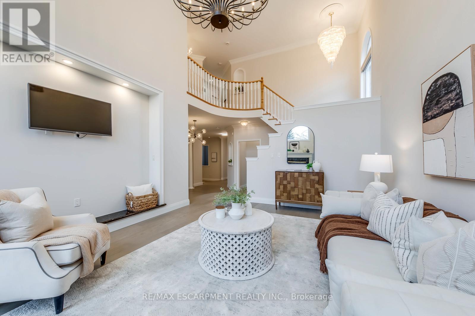 2201 Galloway Drive, Oakville (Jc Joshua Creek), Ontario  L6H 5M1 - Photo 14 - W12684742