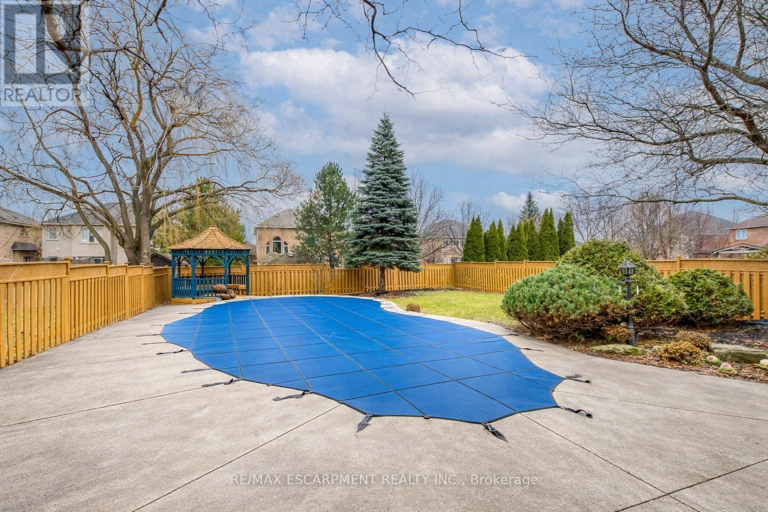 2201 Galloway Drive, Oakville (Jc Joshua Creek), Ontario  L6H 5M1 - Photo 47 - W12684742