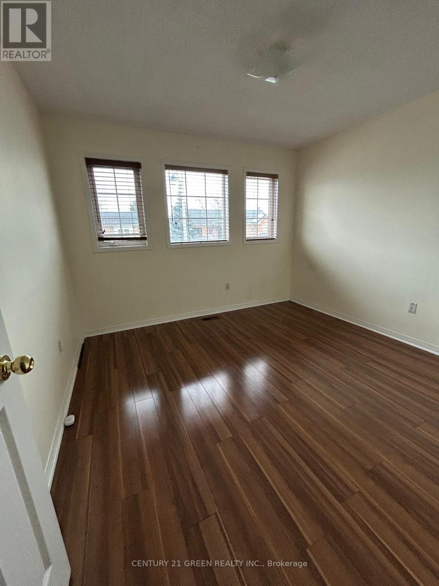 Main - 45 Seaside Circle, Brampton, Ontario  L6R 2G7 - Photo 6 - W12684748