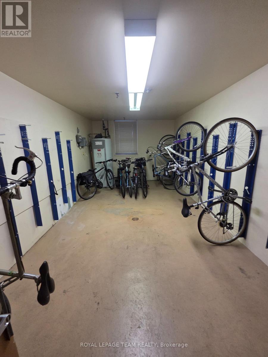 304 - 50 Burnside Avenue, Ottawa, Ontario  K1Y 2M2 - Photo 24 - X12644448