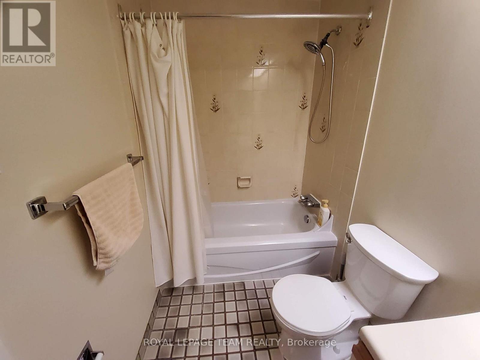 304 - 50 Burnside Avenue, Ottawa, Ontario  K1Y 2M2 - Photo 14 - X12644448