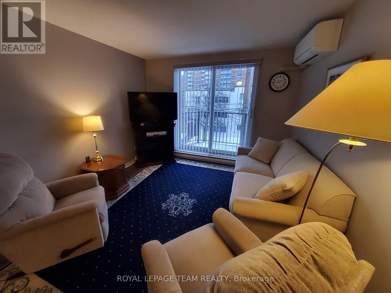 304 - 50 Burnside Avenue, Ottawa, Ontario  K1Y 2M2 - Photo 6 - X12644448