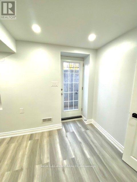 Lower - 78 Clairfields Drive W, Guelph (Clairfields/hanlon Business Park), Ontario  N1G 5H8 - Photo 2 - X12684708