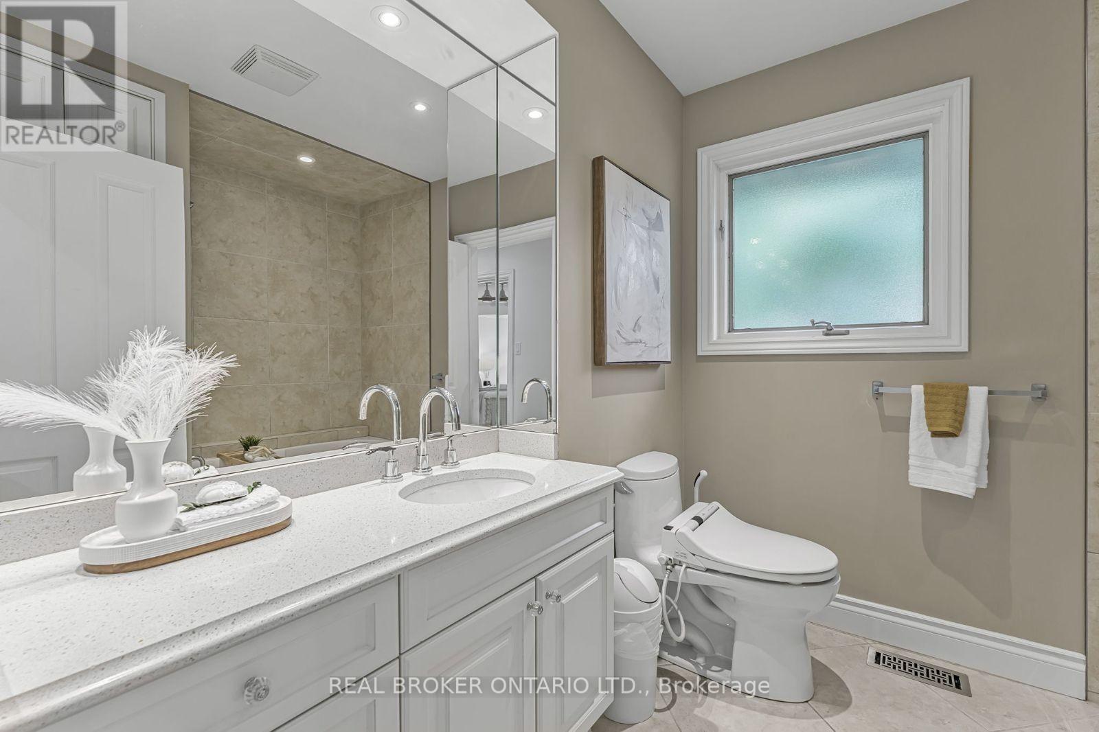 937 Montgomery Drive, Hamilton, Ontario  L9G 3H6 - Photo 25 - X12684738