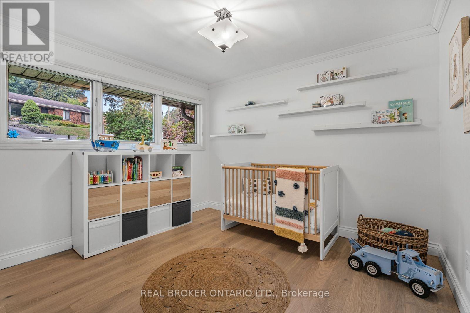 937 Montgomery Drive, Hamilton, Ontario  L9G 3H6 - Photo 29 - X12684738