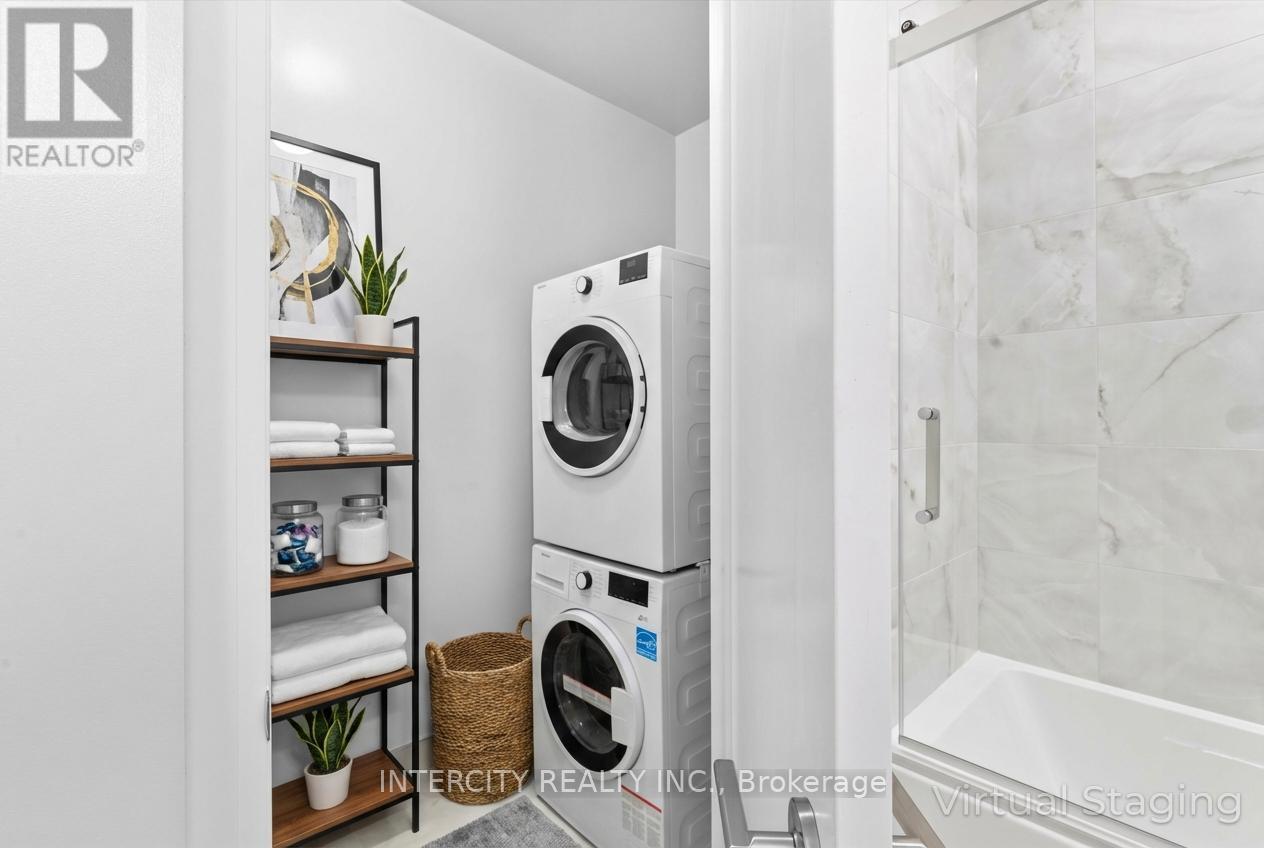 544 - 2075 King Road, King, Ontario  L7B 0R6 - Photo 15 - N12634292