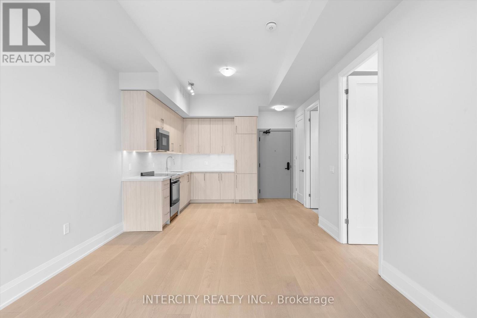 544 - 2075 King Road, King, Ontario  L7B 0R6 - Photo 7 - N12634292