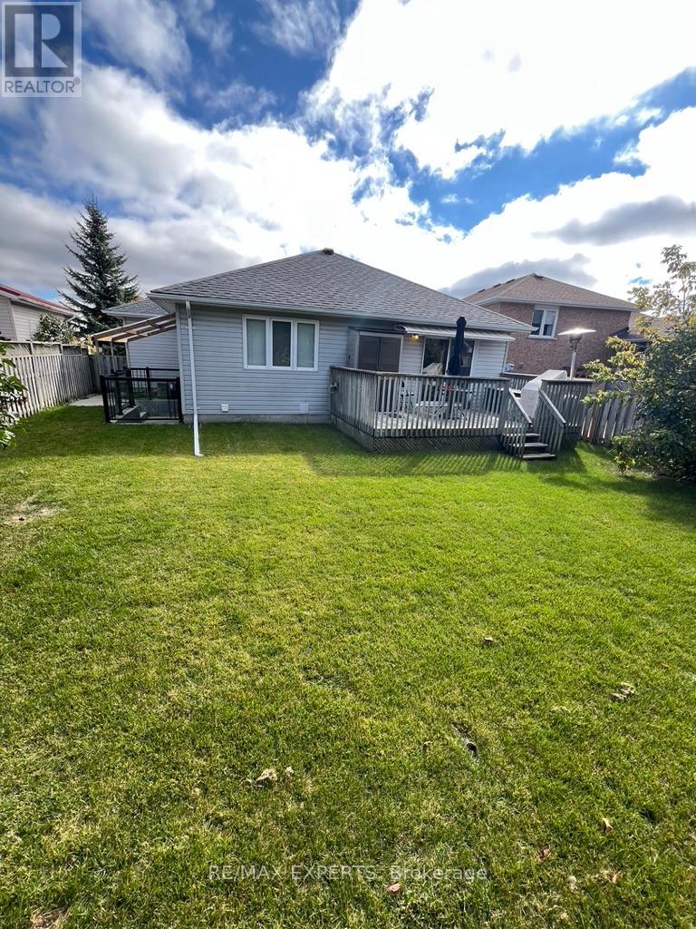 Main - 70 Marsellus Drive, Barrie, Ontario  L4N 8R7 - Photo 18 - S12682152