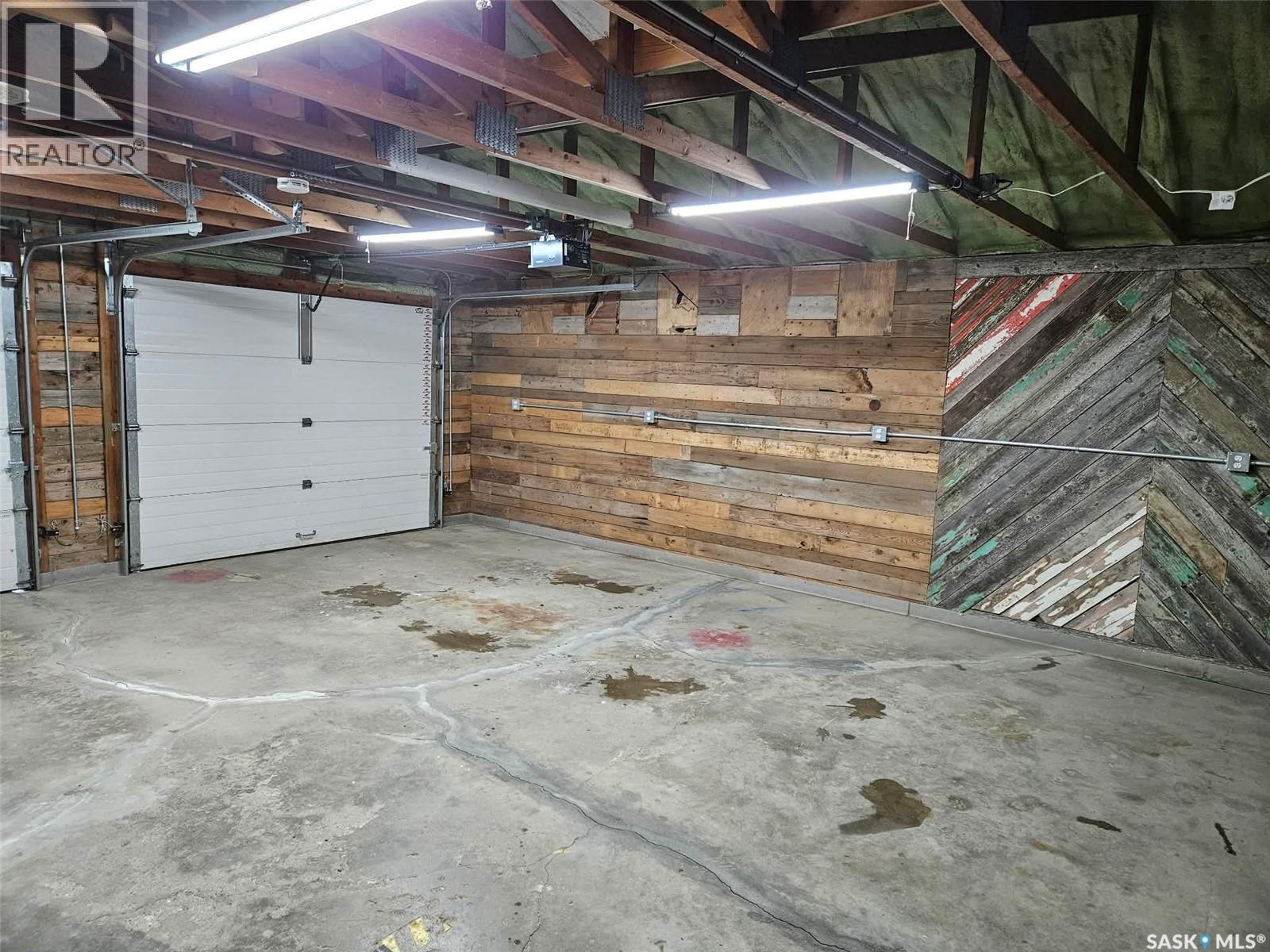 305 2nd Street W, Milden, Saskatchewan  S0L 2L0 - Photo 37 - SK995559