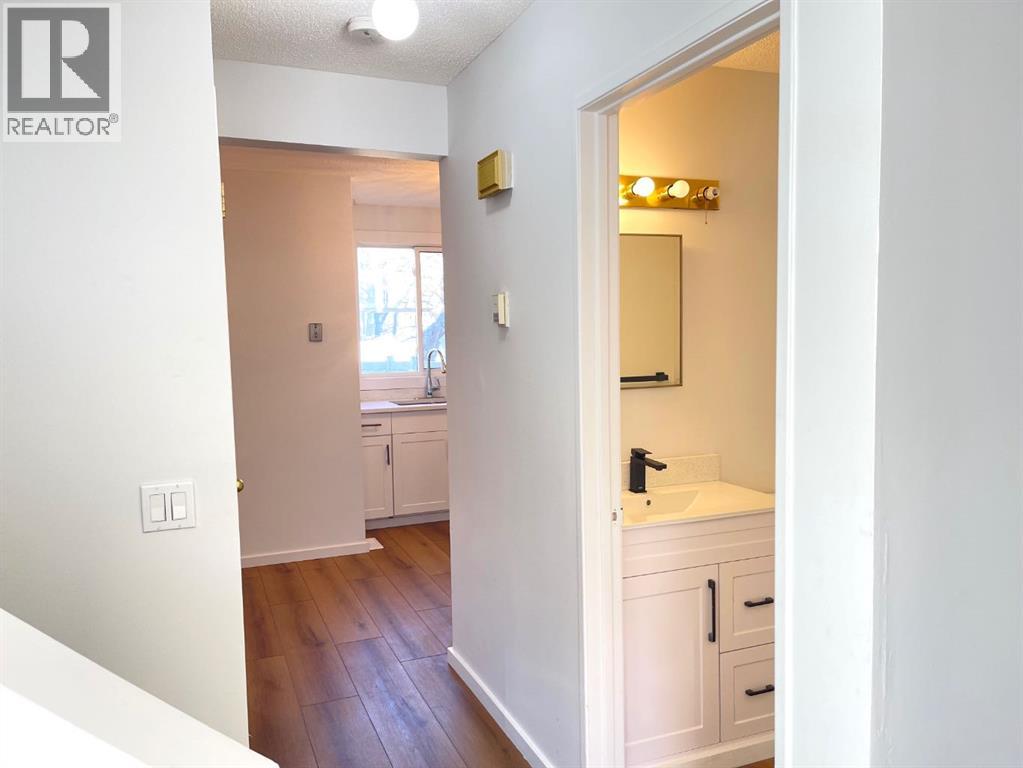 23, 2319 56 Street Ne, Calgary, Alberta  T1Y 2M2 - Photo 4 - A2271428