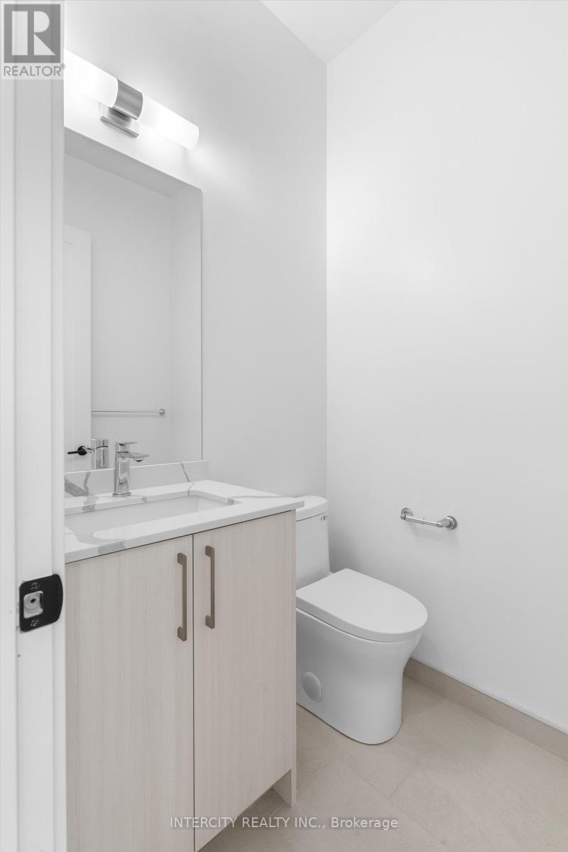 615 - 2075 King Road, King, Ontario  L7B 0R6 - Photo 12 - N12642868