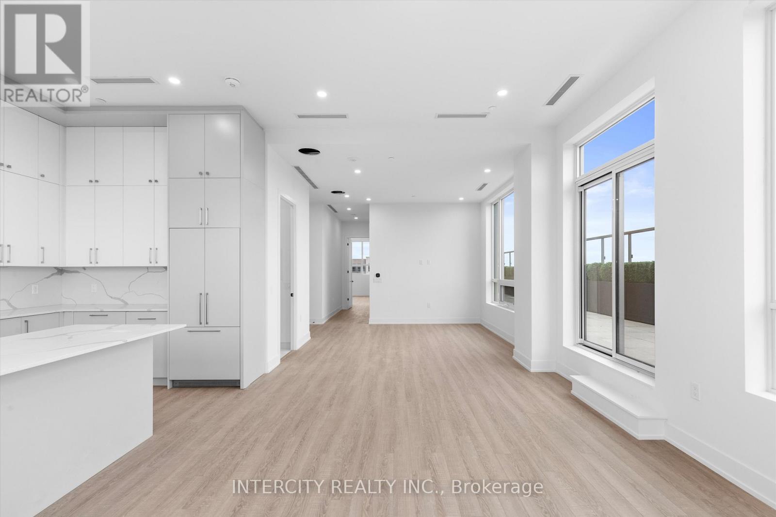 615 - 2075 King Road, King, Ontario  L7B 0R6 - Photo 9 - N12642868