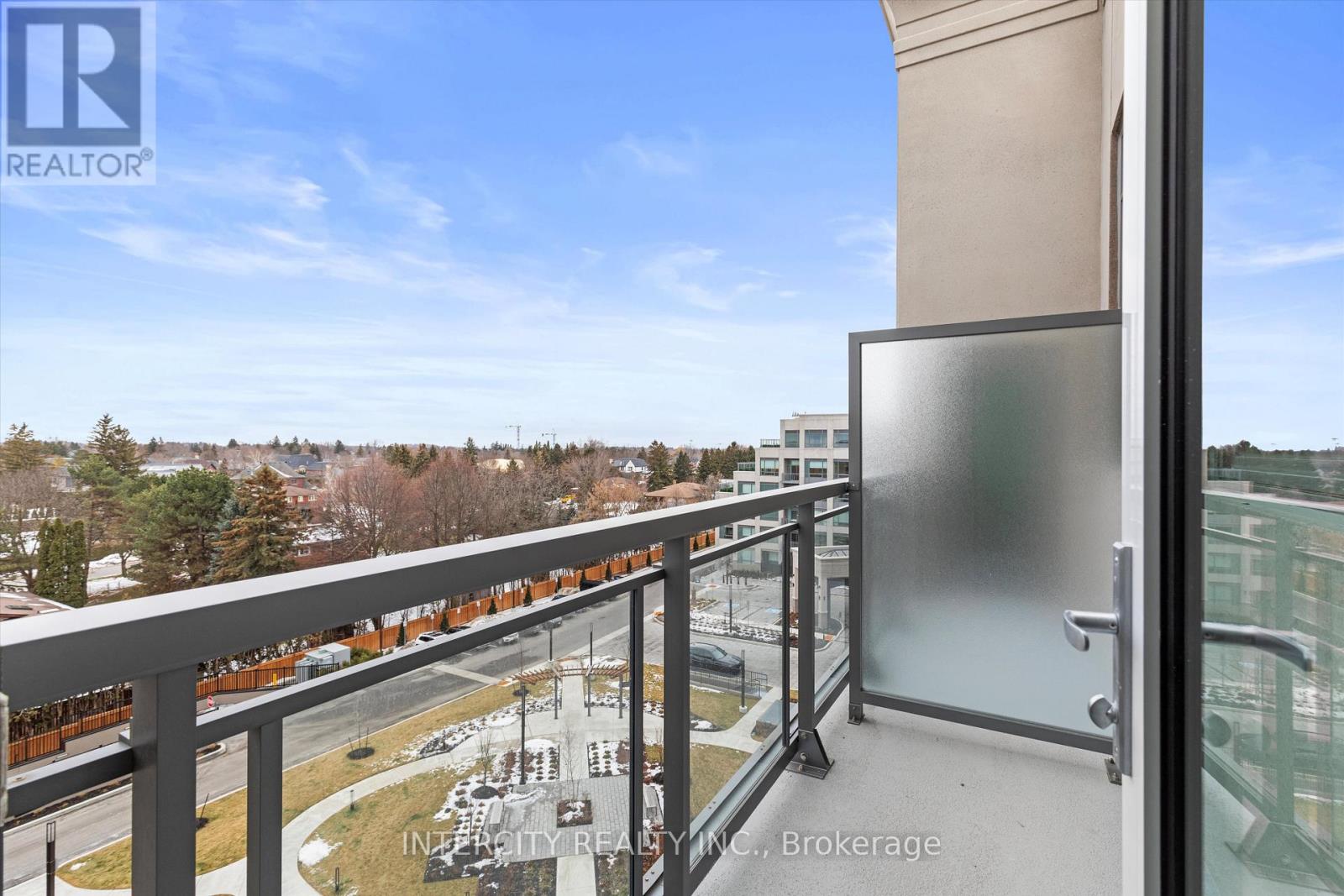 601 - 2075 King Road, King, Ontario  L7B 0R6 - Photo 16 - N12680706