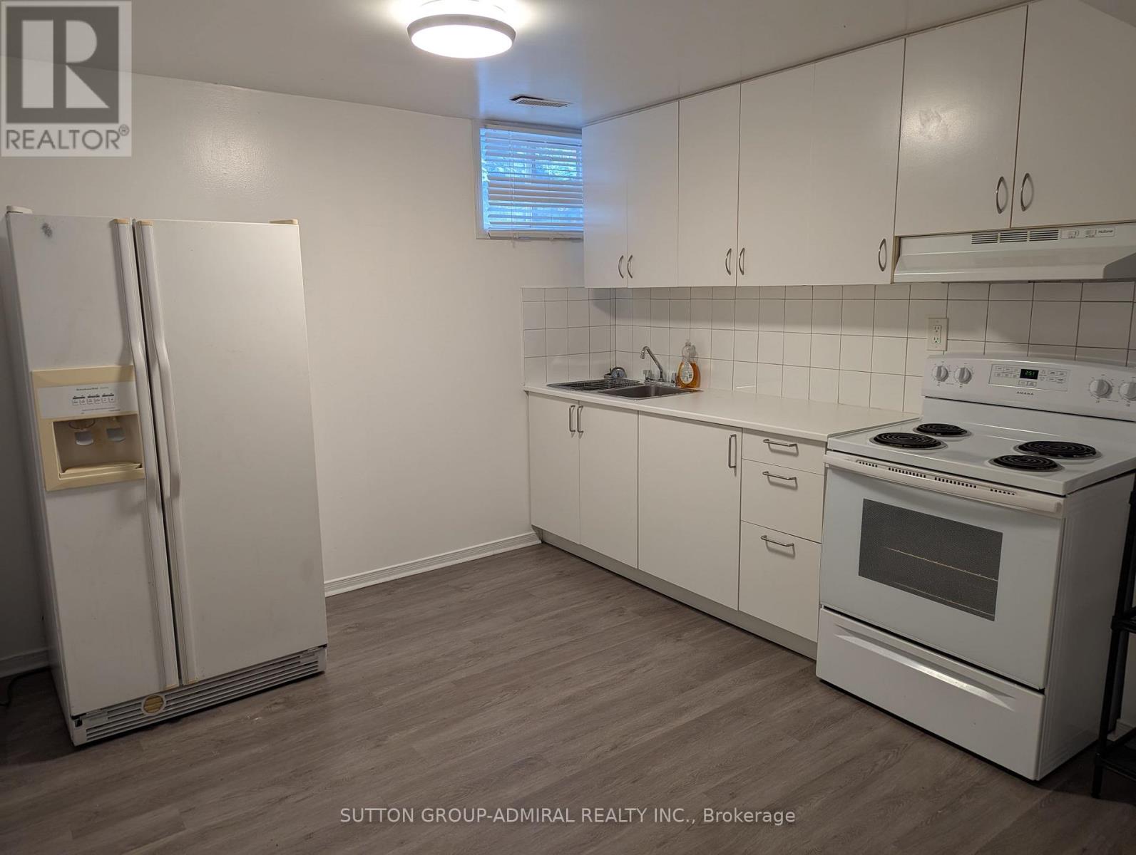 BSMT - 41 RUSSFAX DRIVE, Toronto, Ontario