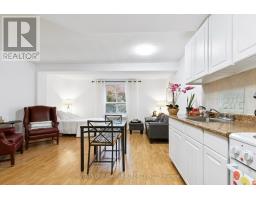 305 - 88 CHARLES STREET, Toronto, Ontario