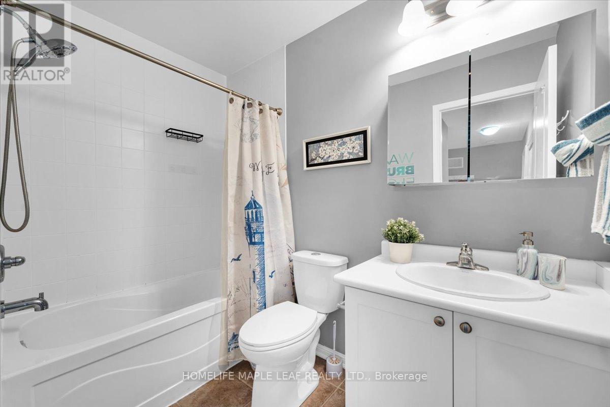 41 Ross Patrick Crescent, Newmarket, Ontario  L3X 3G9 - Photo 24 - N12684776