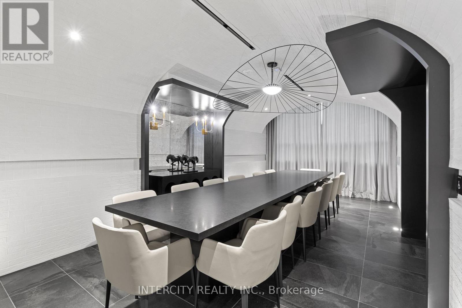 616 - 2075 King Road, King, Ontario  L7B 0R6 - Photo 19 - N12639130