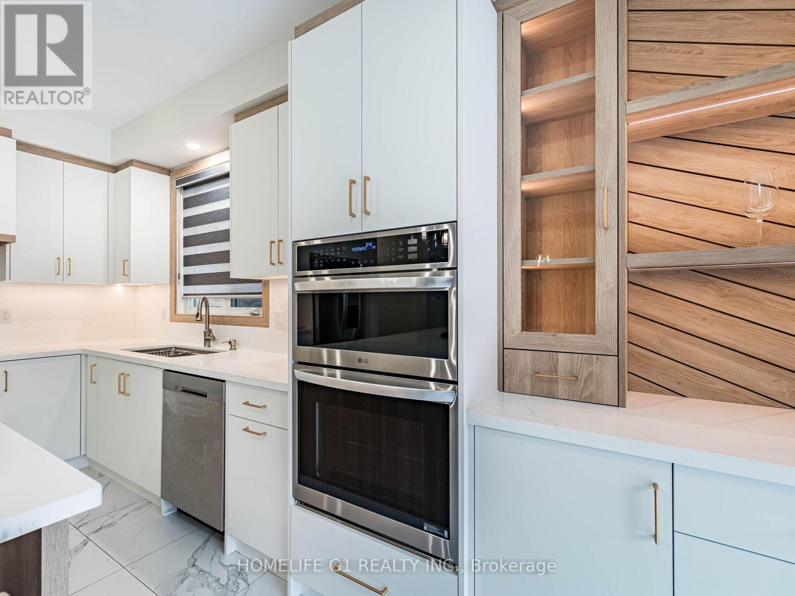 8 Vetch Street, Brampton, Ontario  L6Y 6C2 - Photo 18 - W12684774