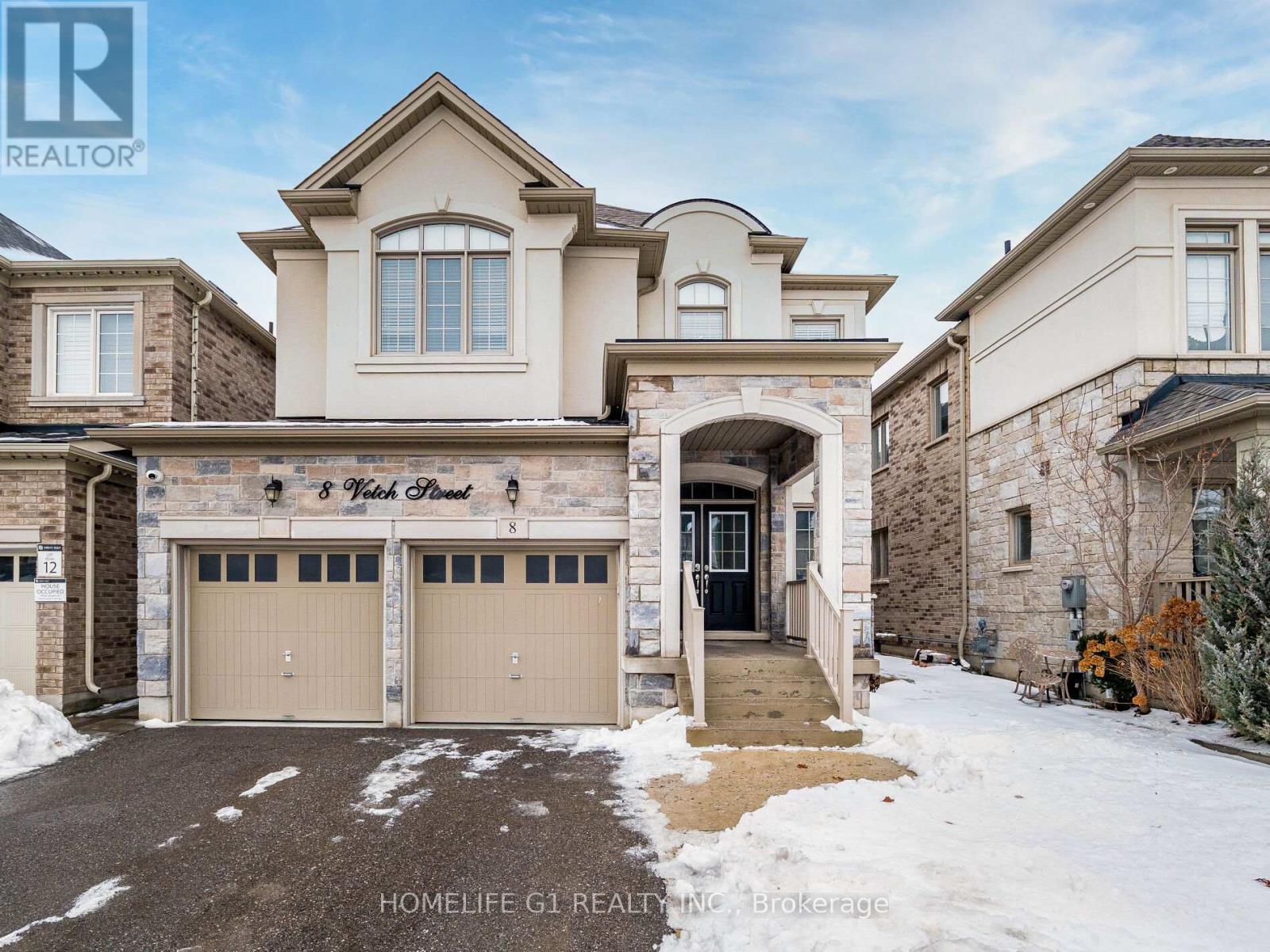 8 Vetch Street, Brampton, Ontario  L6Y 6C2 - Photo 3 - W12684774