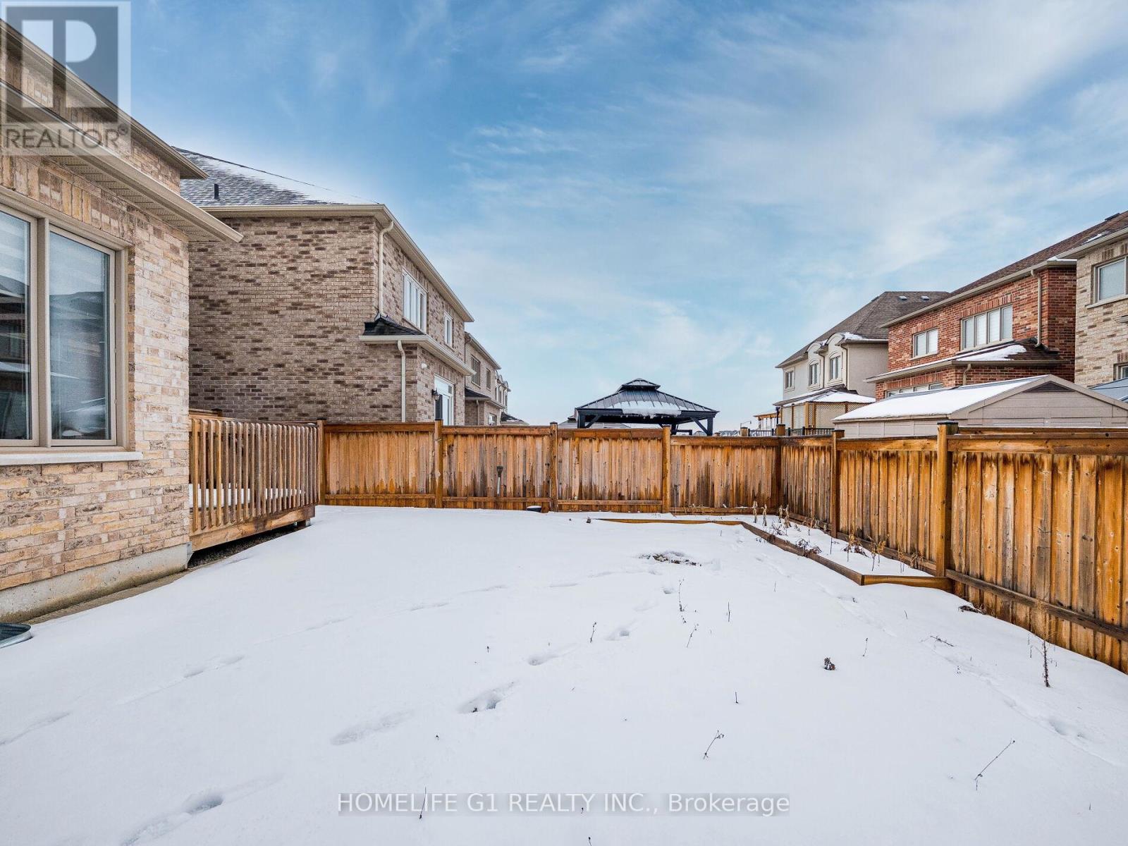8 Vetch Street, Brampton, Ontario  L6Y 6C2 - Photo 49 - W12684774