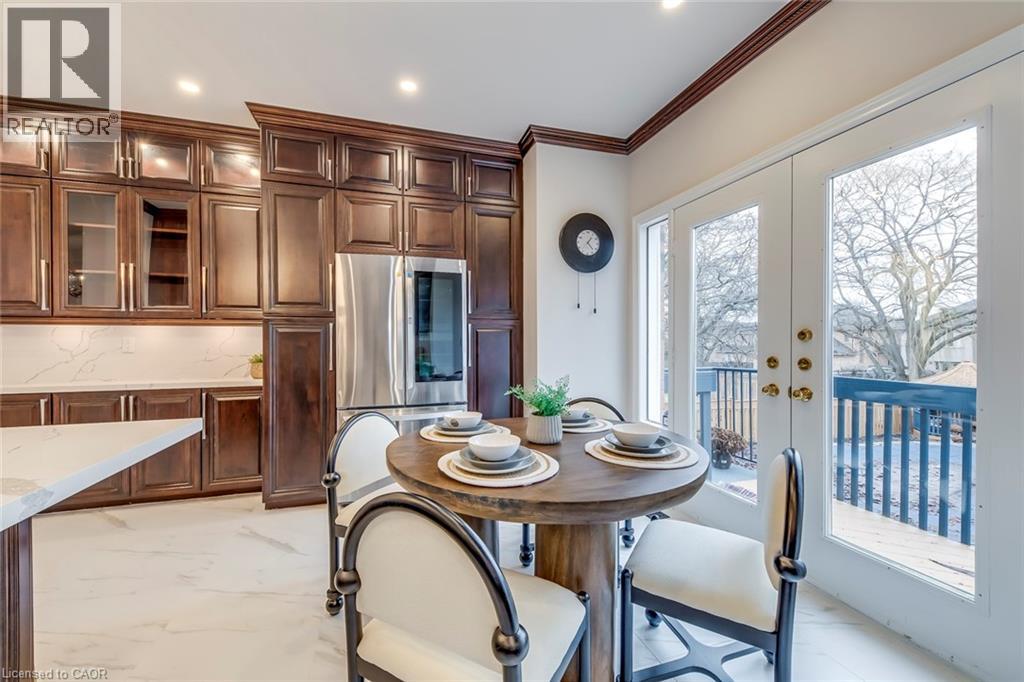 2201 Galloway Drive, Oakville, Ontario  L6H 5M1 - Photo 18 - 40797672