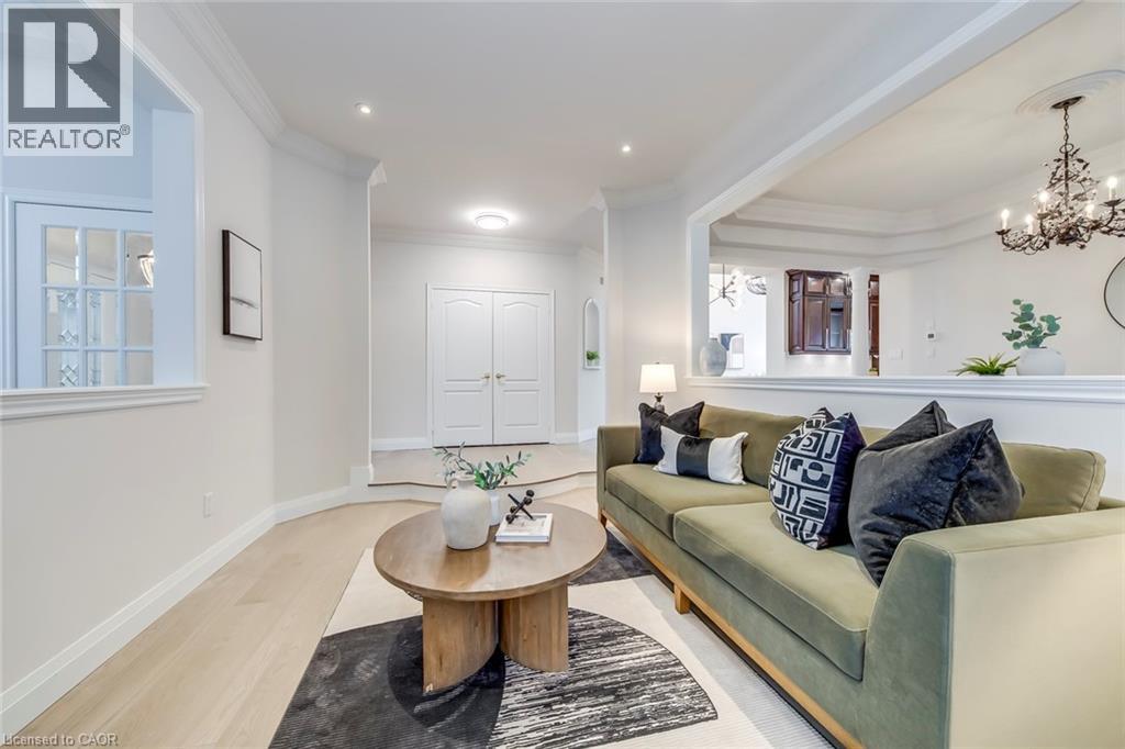 2201 Galloway Drive, Oakville, Ontario  L6H 5M1 - Photo 8 - 40797672