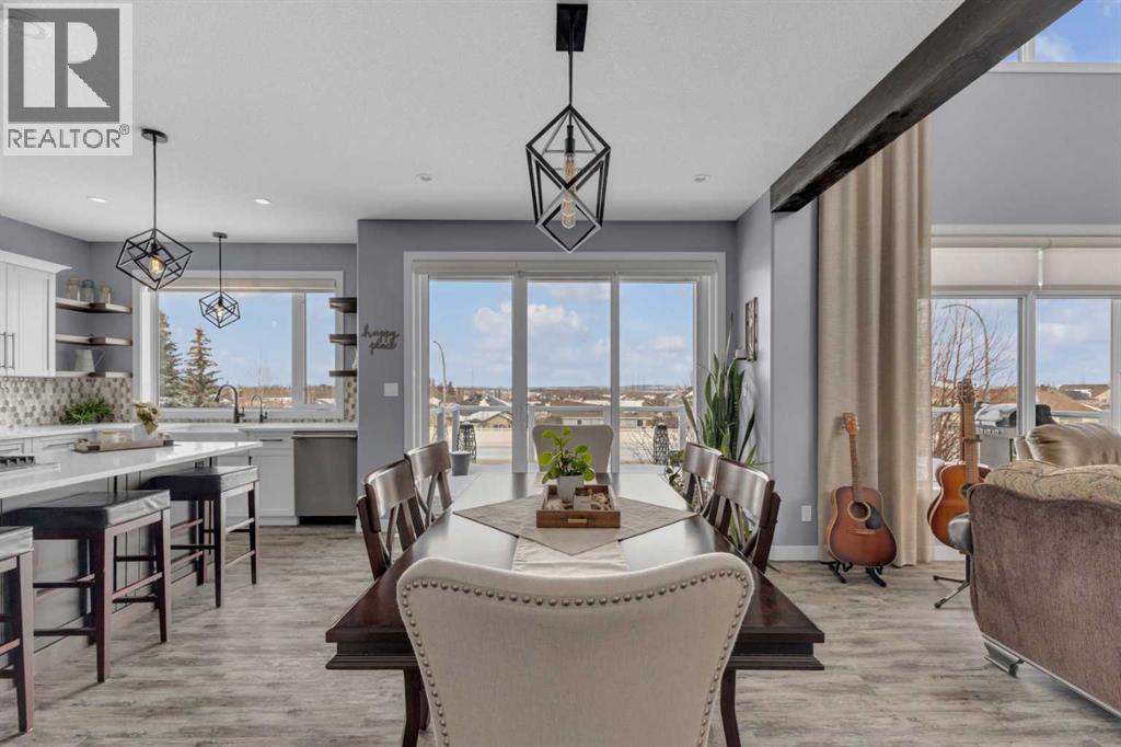 5 Leonard Close, Sylvan Lake, Alberta  T4S 0E7 - Photo 11 - A2266256