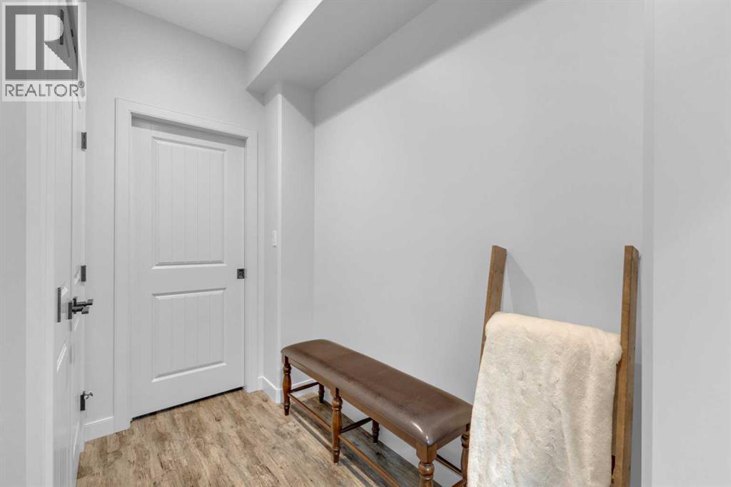 5 Leonard Close, Sylvan Lake, Alberta  T4S 0E7 - Photo 7 - A2266256