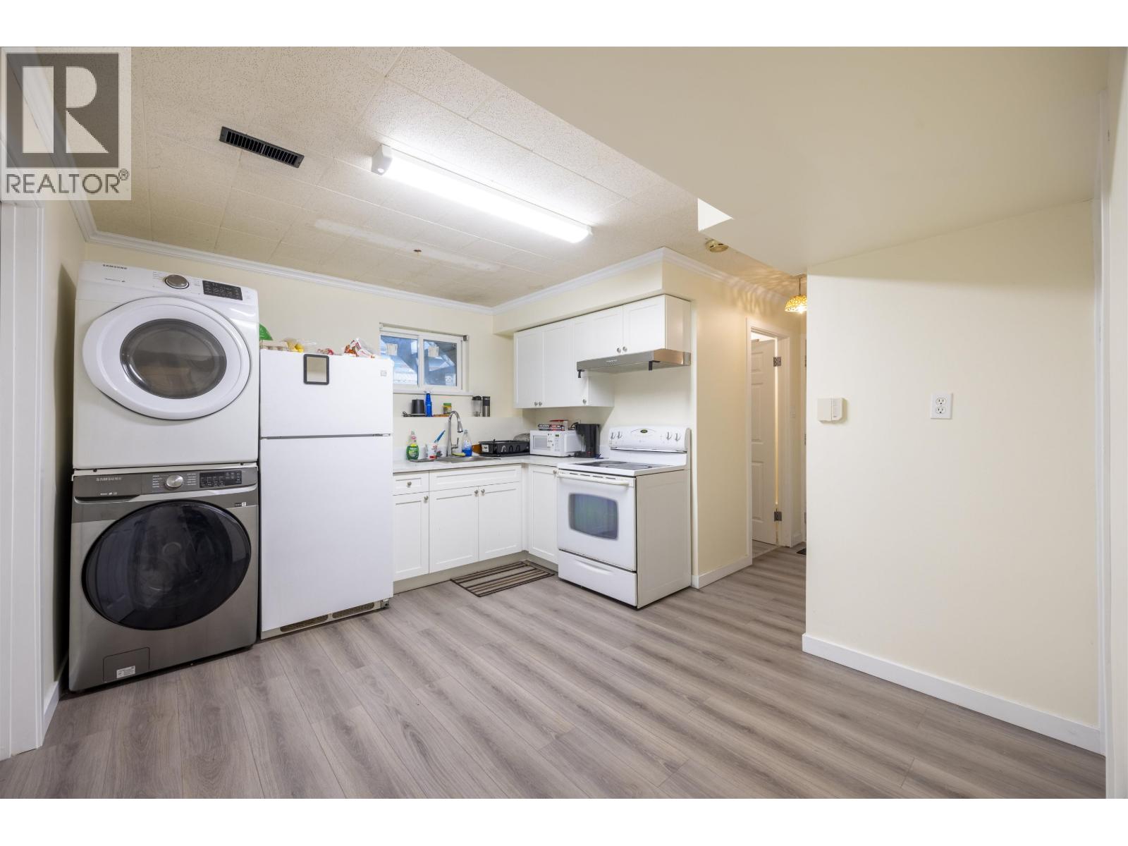 675 Duncan Avenue, Burnaby, British Columbia V5B 4M1 - Photo 18 - R3054105