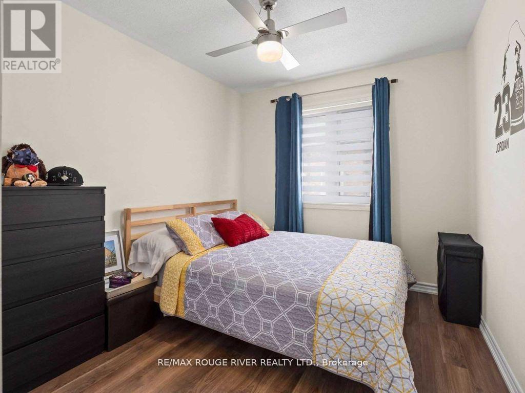 40 Tollgate Street N, Brampton, Ontario  L6Z 0J1 - Photo 10 - W12681278