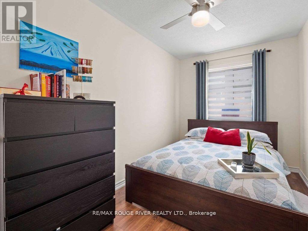 40 Tollgate Street N, Brampton, Ontario  L6Z 0J1 - Photo 11 - W12681278