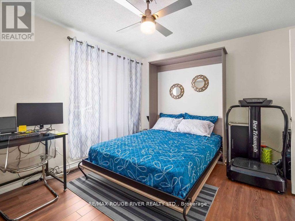 40 Tollgate Street N, Brampton, Ontario  L6Z 0J1 - Photo 12 - W12681278