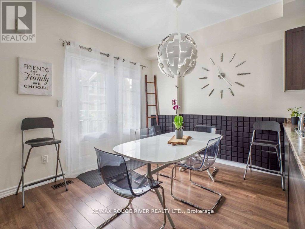 40 Tollgate Street N, Brampton, Ontario  L6Z 0J1 - Photo 5 - W12681278