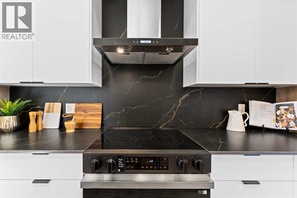 4610 84 Street Nw, Calgary, Alberta  T3B 2P5 - Photo 10 - A2266725