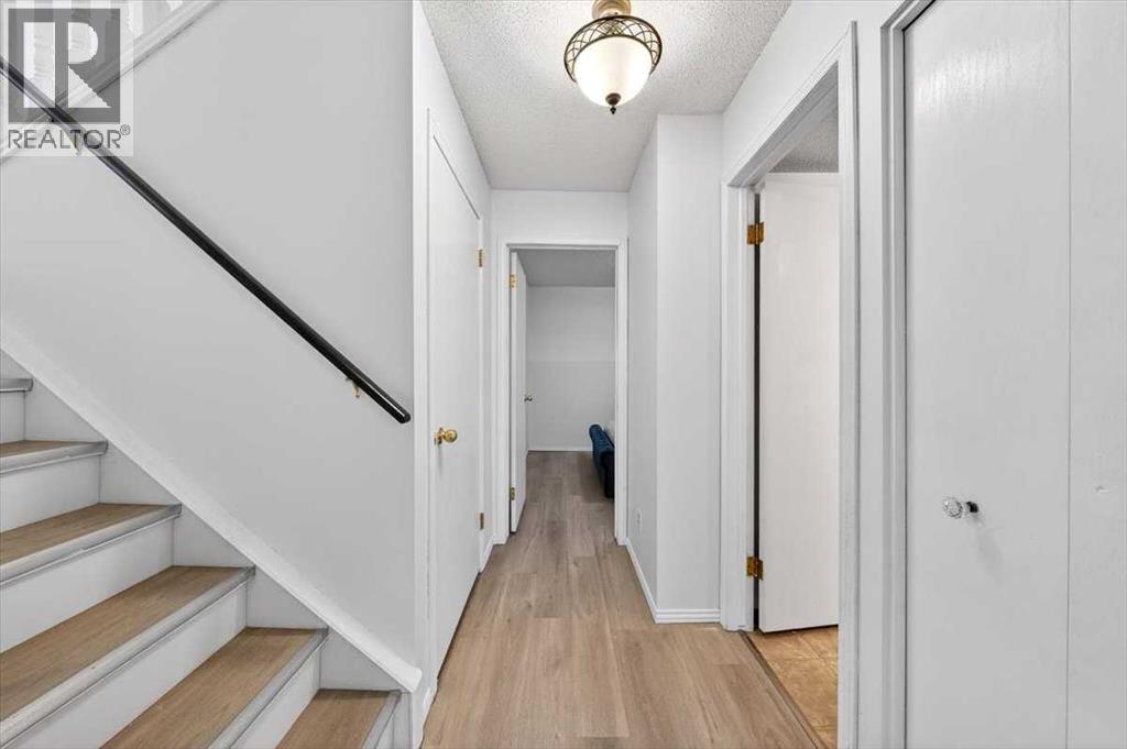 22 Shawinigan Rise Sw, Calgary, Alberta  T2Y 1Z6 - Photo 27 - A2277714