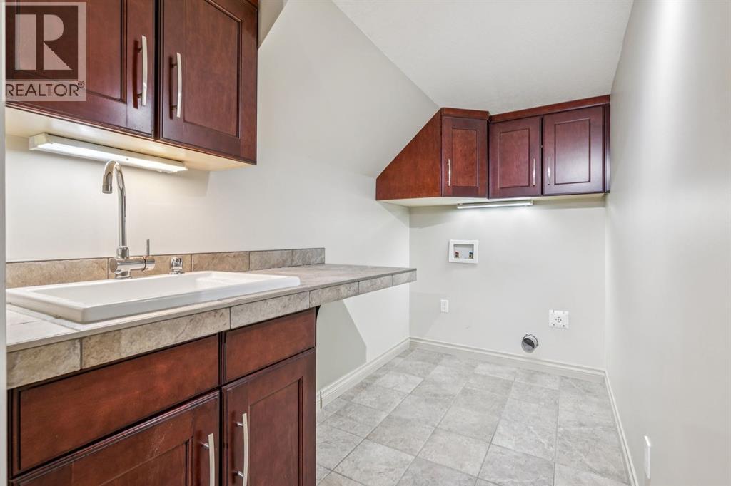 135 Coopers Hill Sw, Airdrie, Alberta  T4B 3B8 - Photo 46 - A2278294