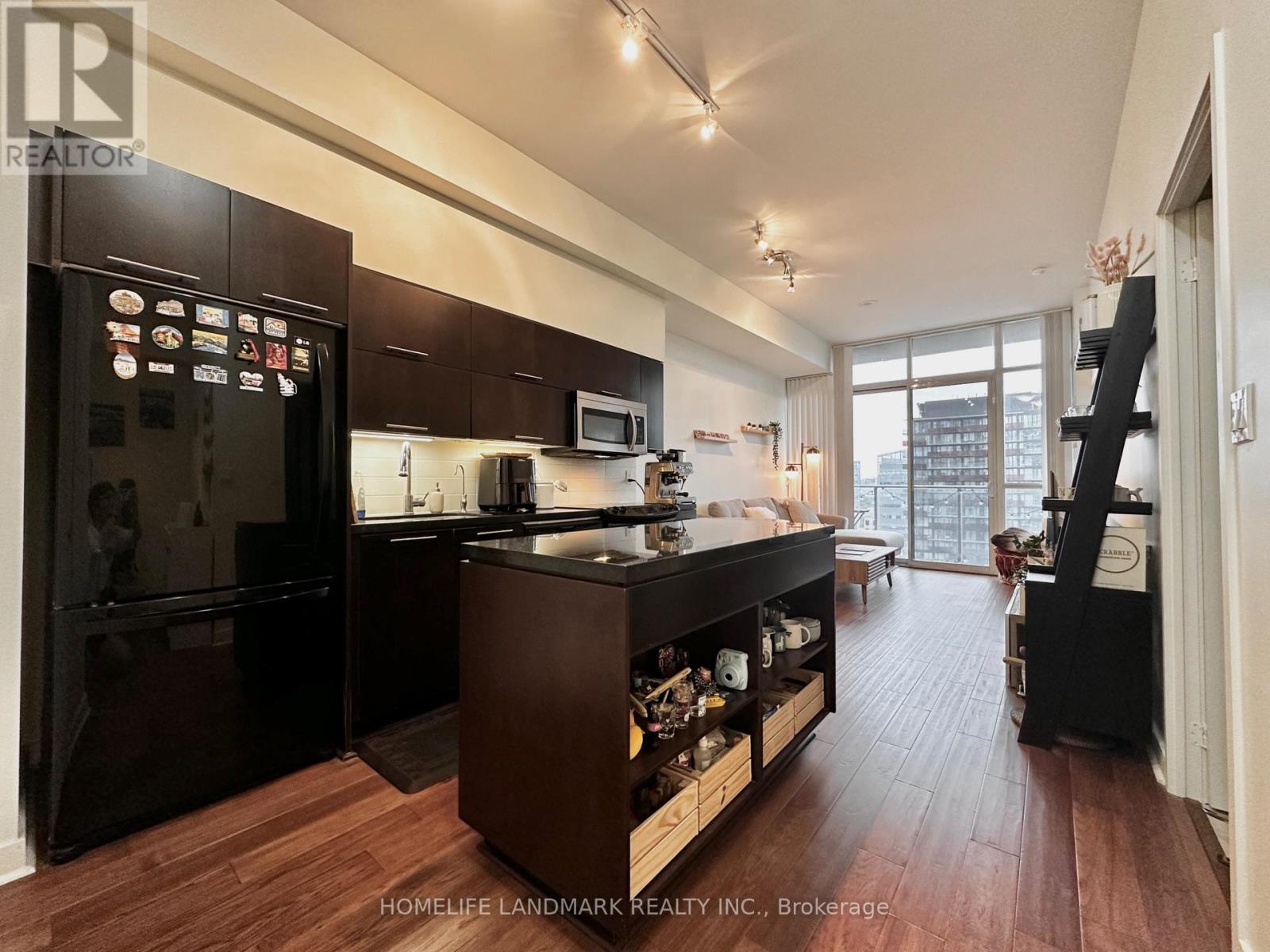 2206 - 126 Simcoe Street, Toronto, Ontario  M5H 4E6 - Photo 6 - C12684810